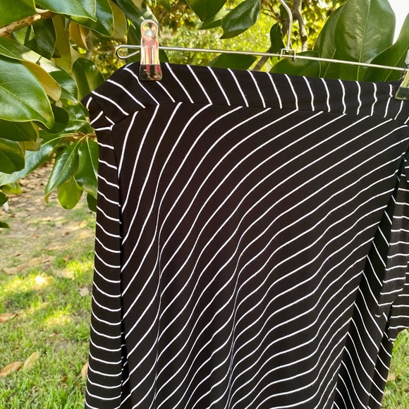 Adrienne Vittadini - Picture 5 of 10